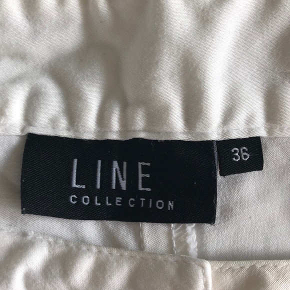 White shorts - Picture 3 of 3